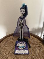 Monster High Elle Eedee Puppe mit Zubeh. guter Zustand
