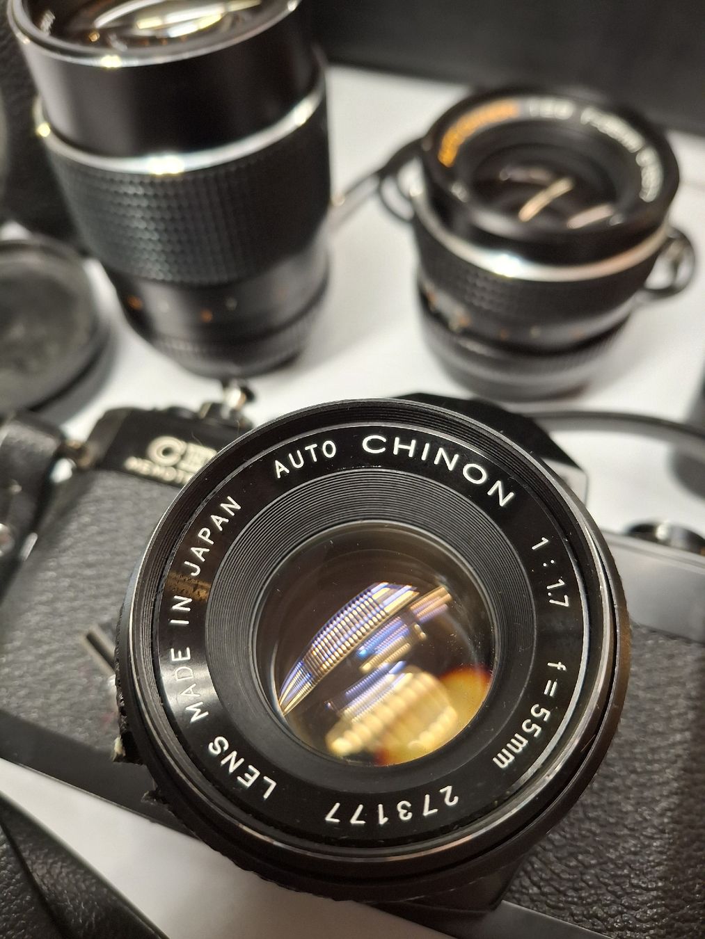 Fotocamera: Chinon CE Memotron inkl. 3 Objektive – Usato da Fislisbach venduto da HurtiBrocki 2