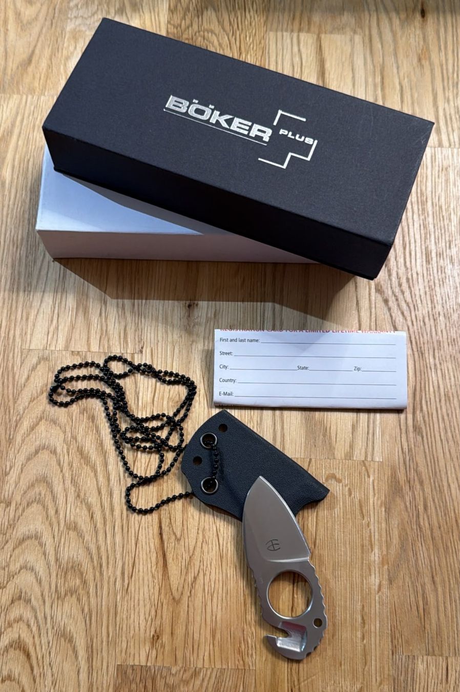 Accessori: BÖKER PLUS IWA 2016 MESSER – Nuovo e nell'imballaggio originale da Zürich venduto da Frei-Occasionen 2