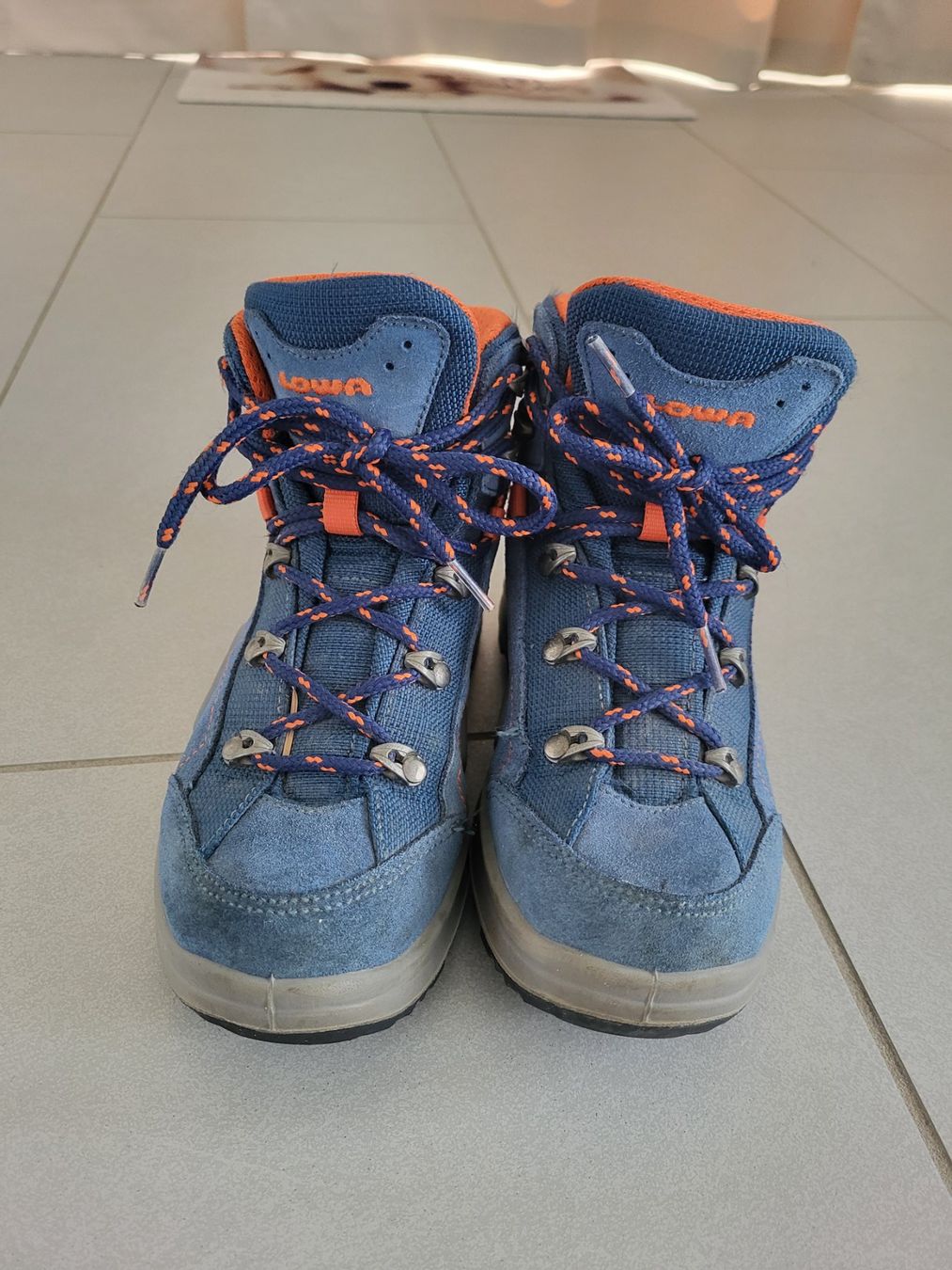 Lowa Scarpe per ragazzi: Löwa Wanderschuhe gr. 31 Gore Tex top Zustand – Usato da Boswil venduto da i12i 6