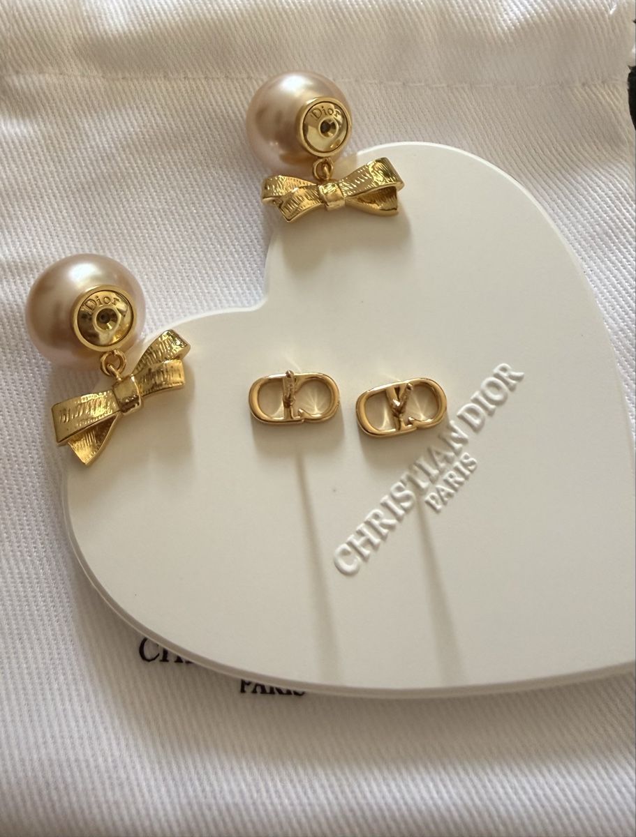 Dior Boucles d'oreille: Dior Tribales Earrings – Neuf (Voir description) à Luzern par sas_r89l 6