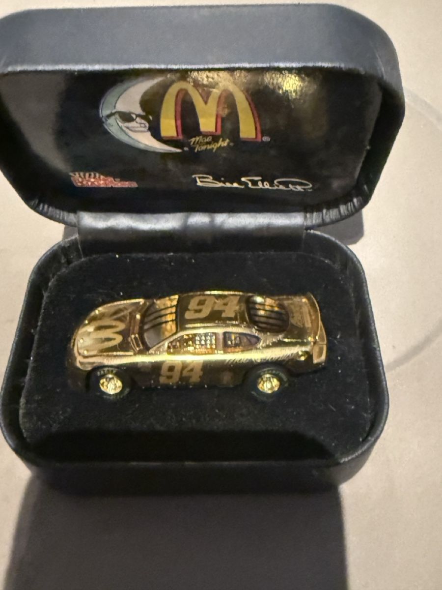 Modellini d'auto: Voiture de course McDonald's #94 - Objet de collection! – Usato da Villars-sur-Glâne venduto da Mitodc2