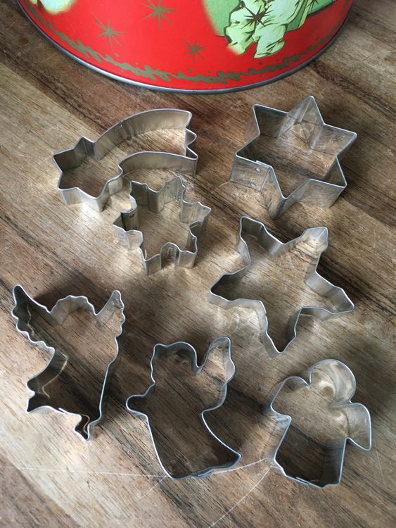 18-teiliges Ausstechformen-Set Aus Metall - Herz, Stern, Blume & Mehr - Für Plätzchen & Backwaren