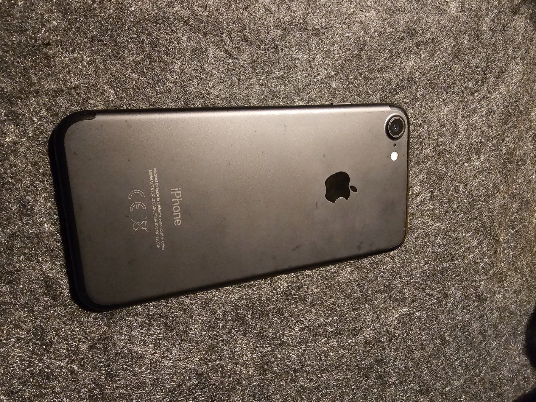 Apple Telefoni cellulari / Smartphones: iPhone 7, 32 GB, Schwarz - Vintage! – Difettoso da Zweidlen venduto da RepToGo 3