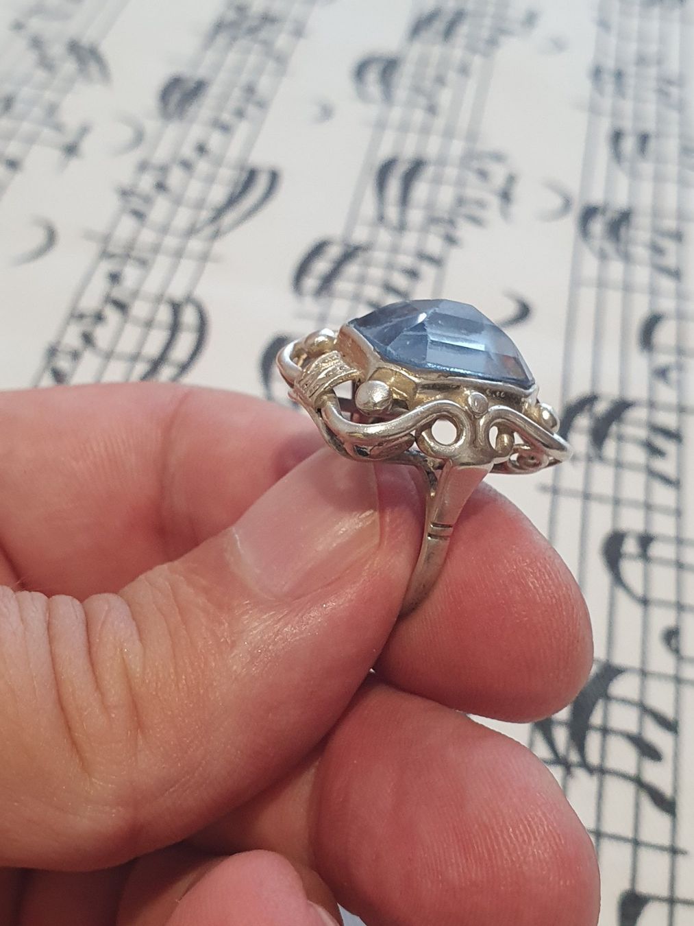 Anelli: Opulenter, phantastischer Blautopas-Ring in 835er Silber – Usato da Wohlen AG venduto da palmsprings 5