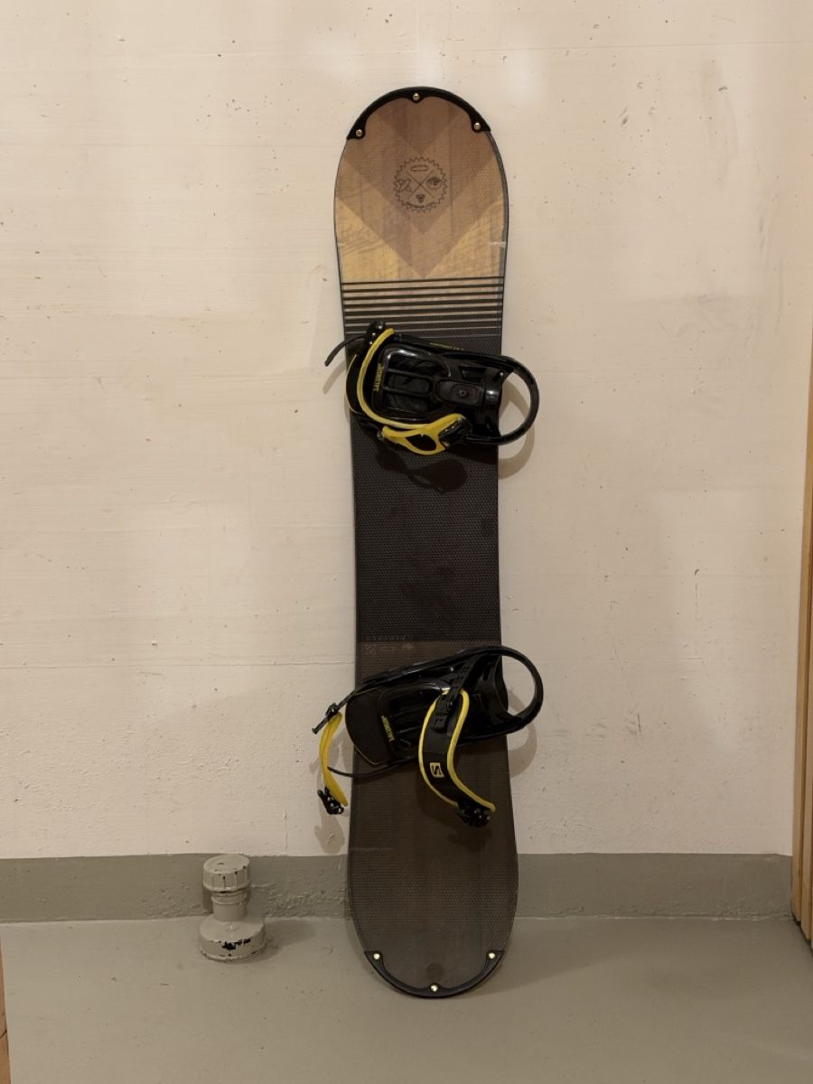 Board: Snowboard Firefly with bindings Salomon – Usato da Luzern venduto da fra_rd2x