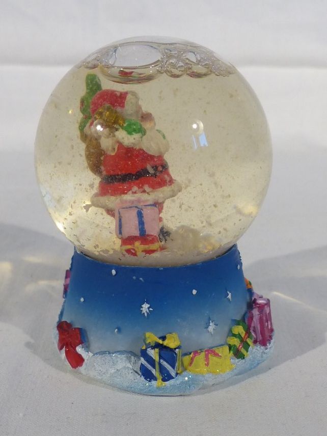 Tutte le decorazioni: schöne dekorative Schneekugel – Usato da Zürich venduto da botschinski 4