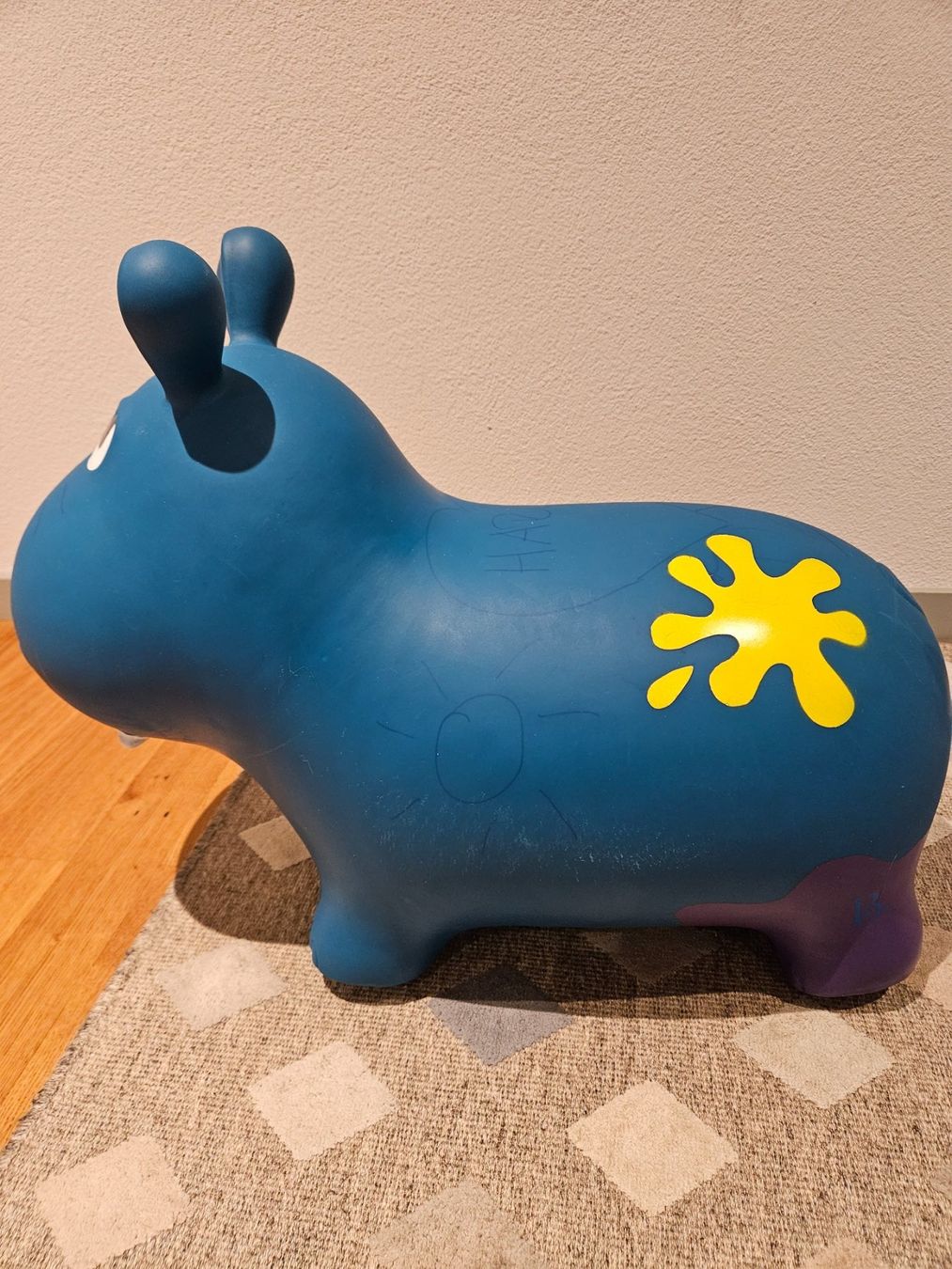 Giocattoli: Hüpfnilpferd – Usato da Sennhof (Winterthur) venduto da HG2019 3