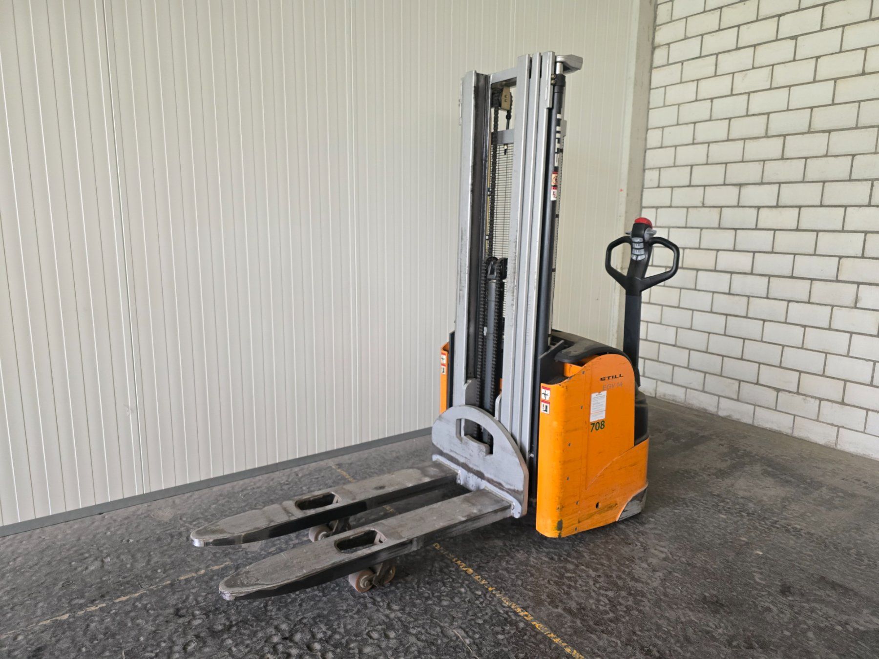 Gabelstapler & Hubwagen: Stapler Still EGV 14 nur 1768h Triplex Hub 435cm – Gebraucht aus Amriswil von basstempel