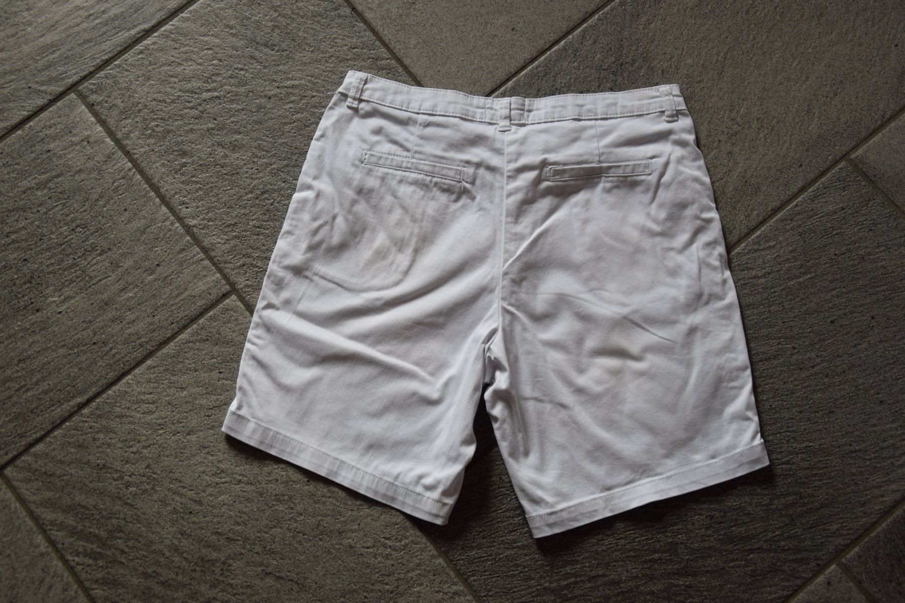 Pantaloni: Damen Shorts gr. 38 – Usato da Mezzovico venduto da finsteraar 1
