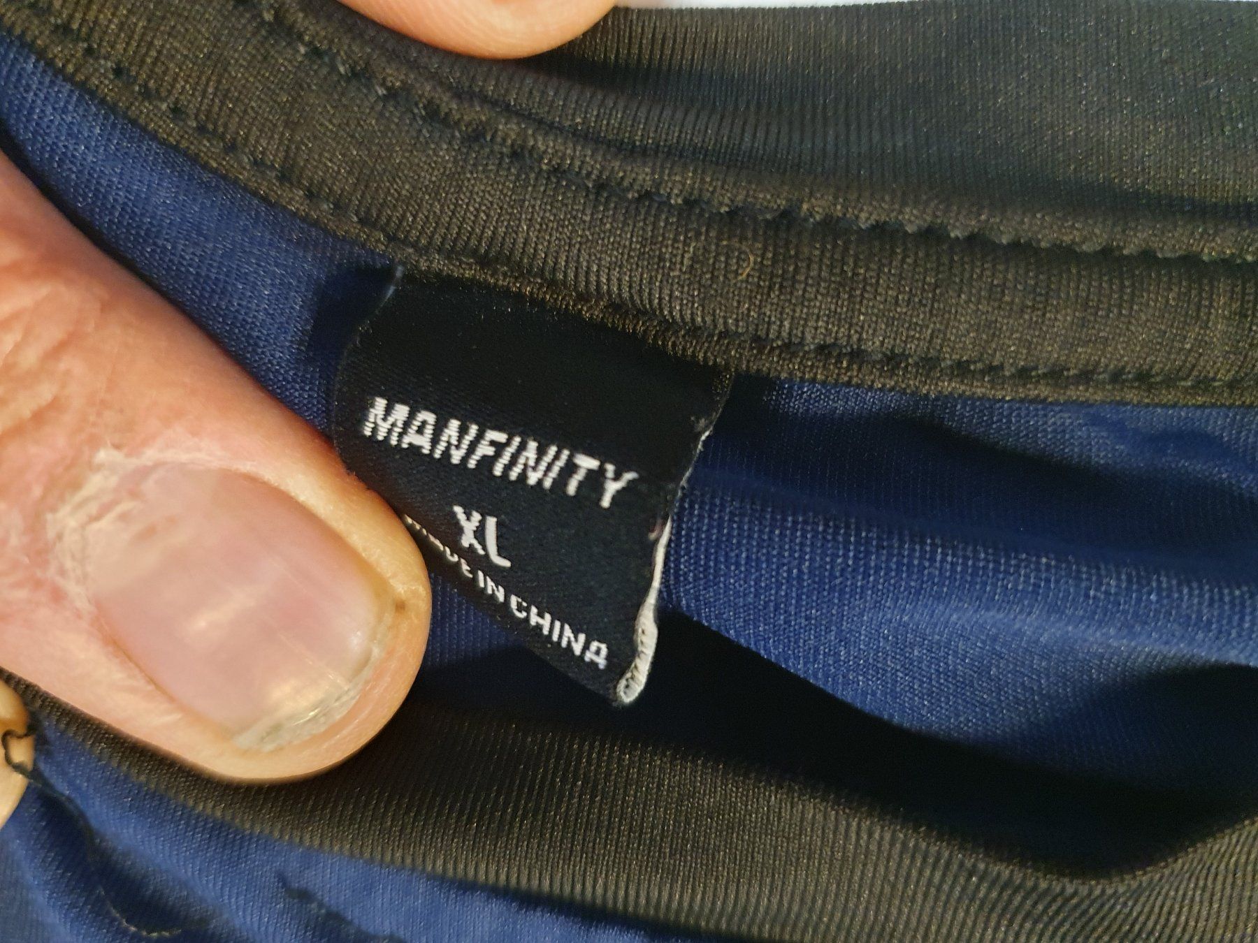 Pulls & Sweat-shirts: Manfinity Trainerpulli blau grösse XL – D'occasion à Zürich par loosebone 1