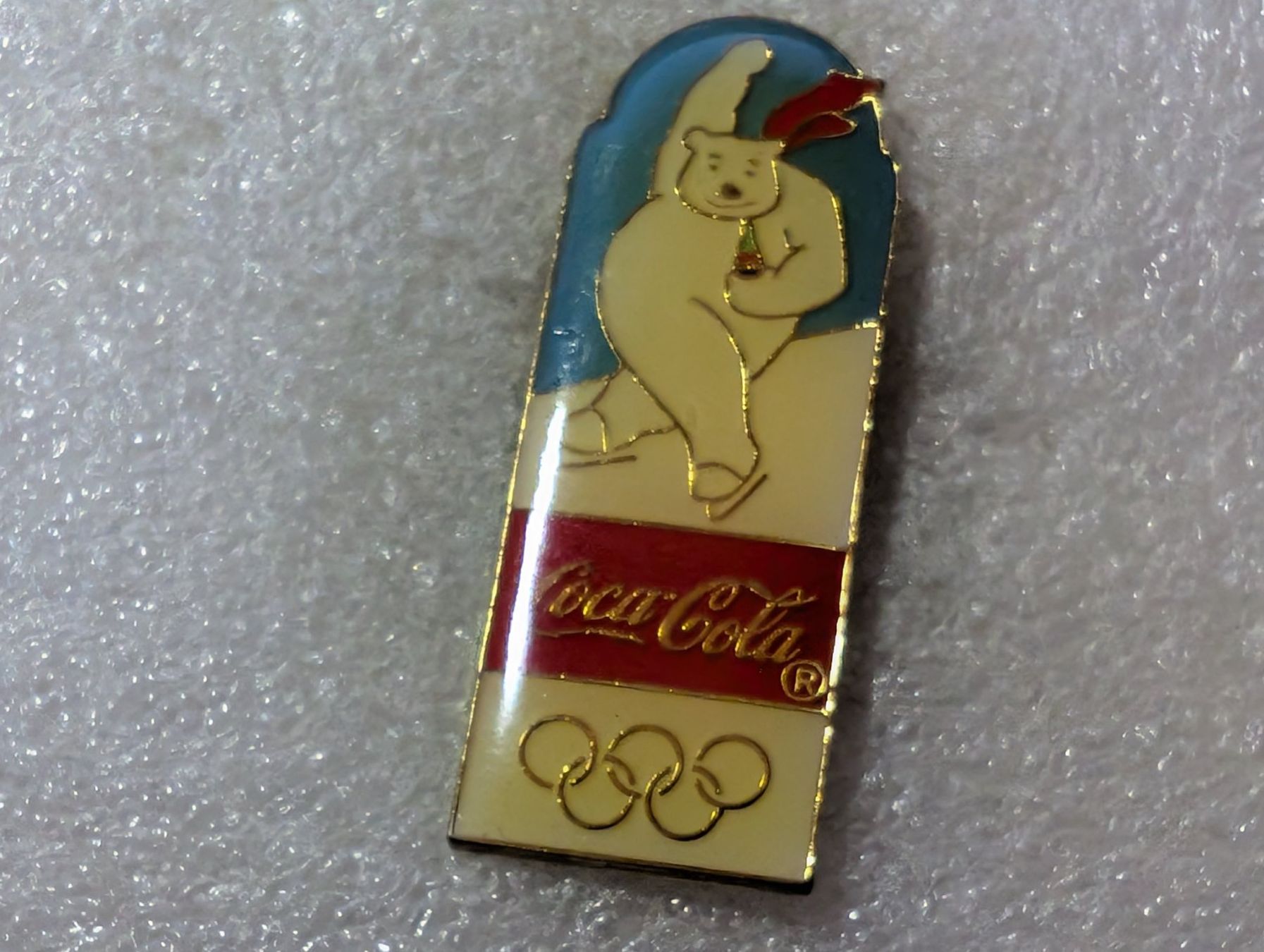 Placchette & Badge: Ansteckpin 204: Coca Cola – Usato da Oppligen venduto da Pin-Fall-Shop