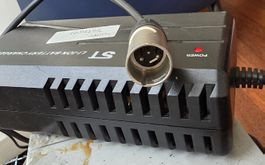 ST Li-ion Battery Charger STC-8108LD used condition