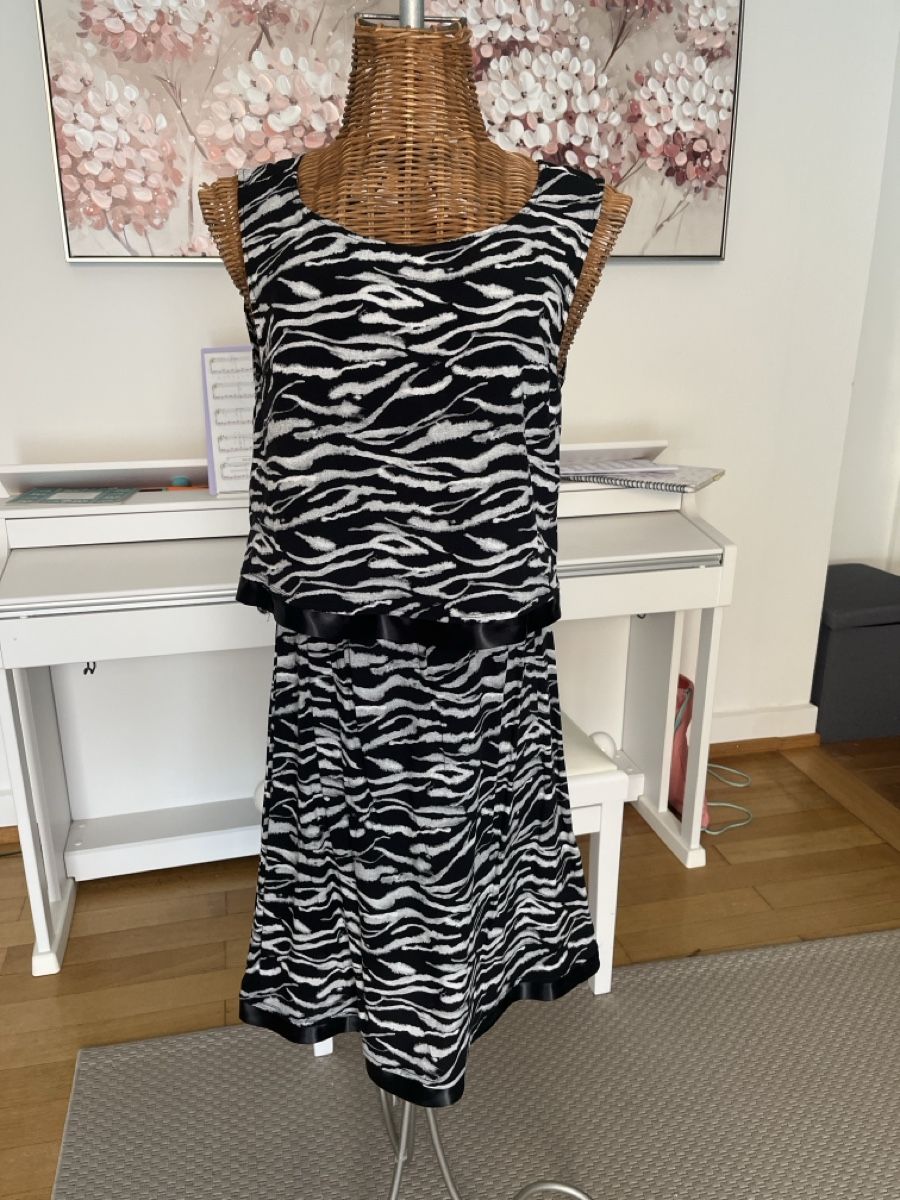 Tom Tailor Kleider: Kleid mit Zebra Muster, Tom Tailor, 34 – Gebraucht aus Solothurn von Bobesch08
