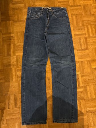Jean H&M, taille 32/34, en parfait état.