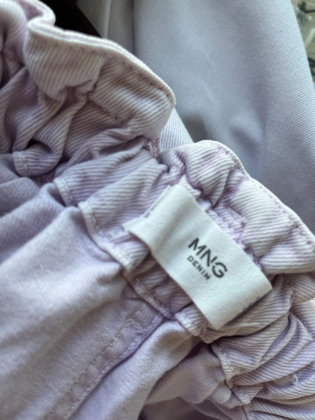 Mango Pantaloni: MANGO Denim Hose - neuwertig - – Usato da Jona venduto da vanessasupermarket20 6