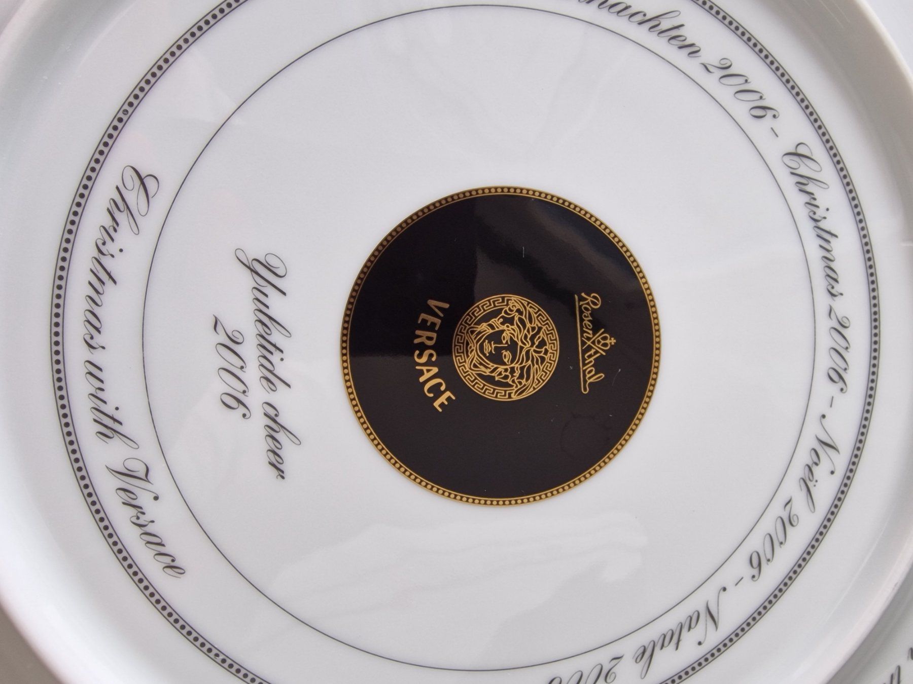 Rosenthal Piatti: Versace Rosenthal Teller Weinachten 2006 – Nuovo e nell'imballaggio originale da Oberglatt ZH venduto da Alischa1 1