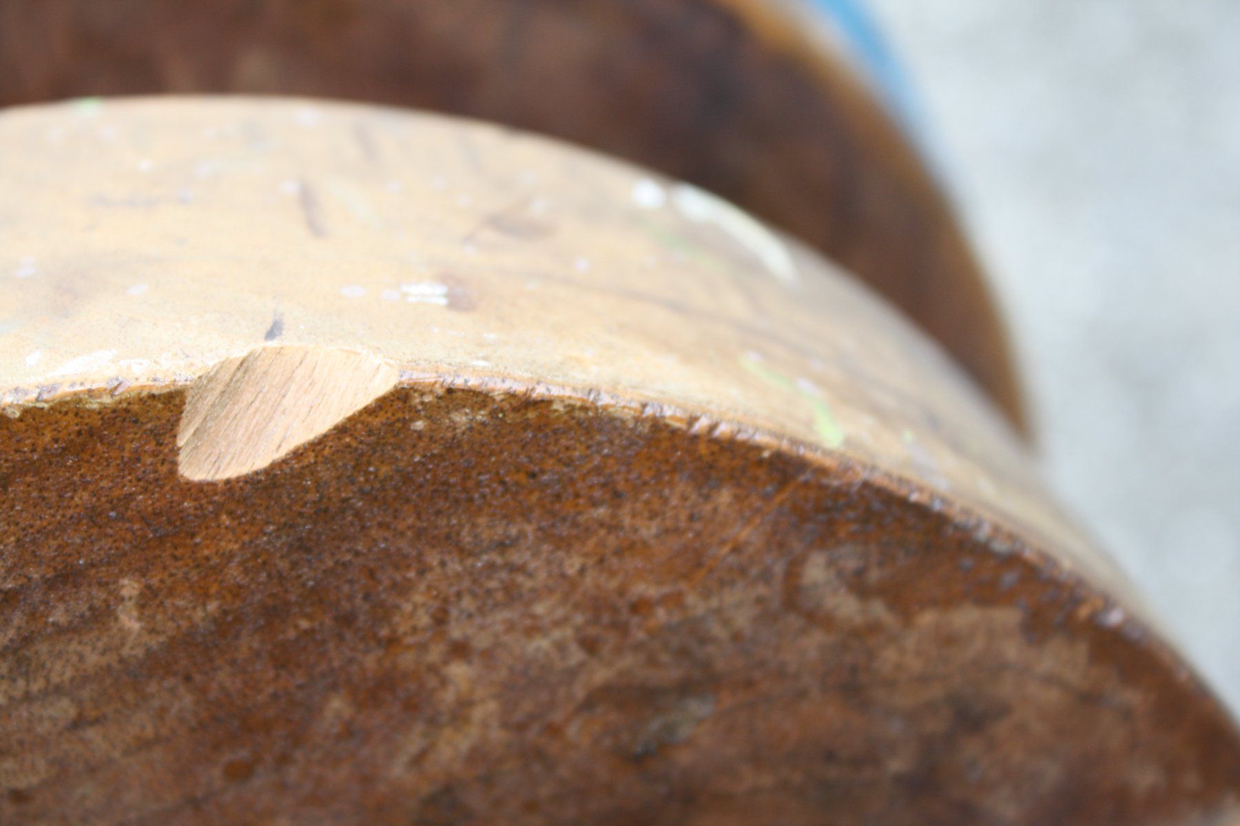 Hocker: DREHHOCKER HOCKER HOLZ ANTIK MIT HOLZGEWINDE – Gebraucht aus Wauwil von Pneuedy 9