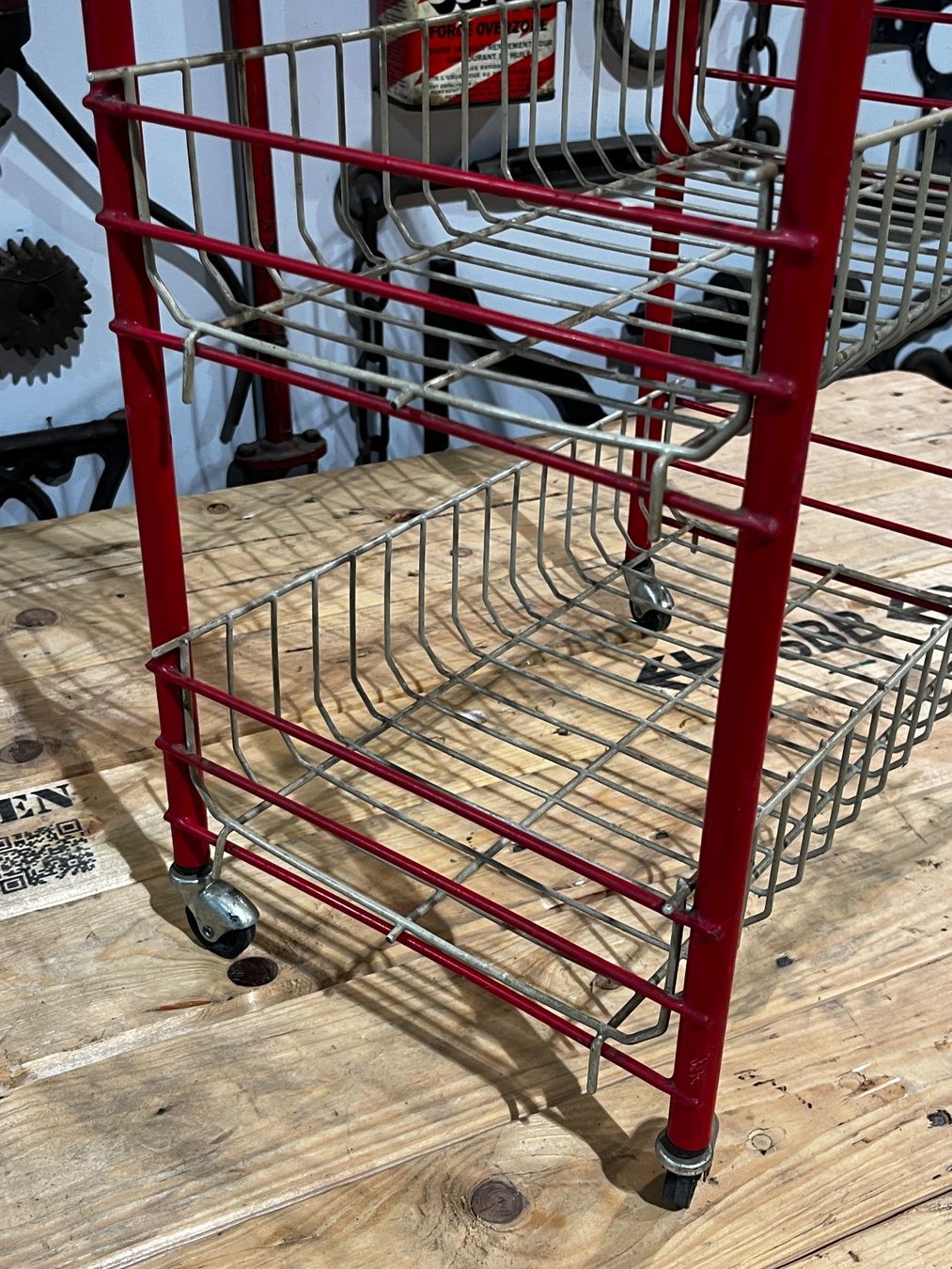Mobili & Arredamento: Gittergestell / Küchenwagen / Stringwagen Vintage – Usato da Luzern venduto da Fracht-Design 4