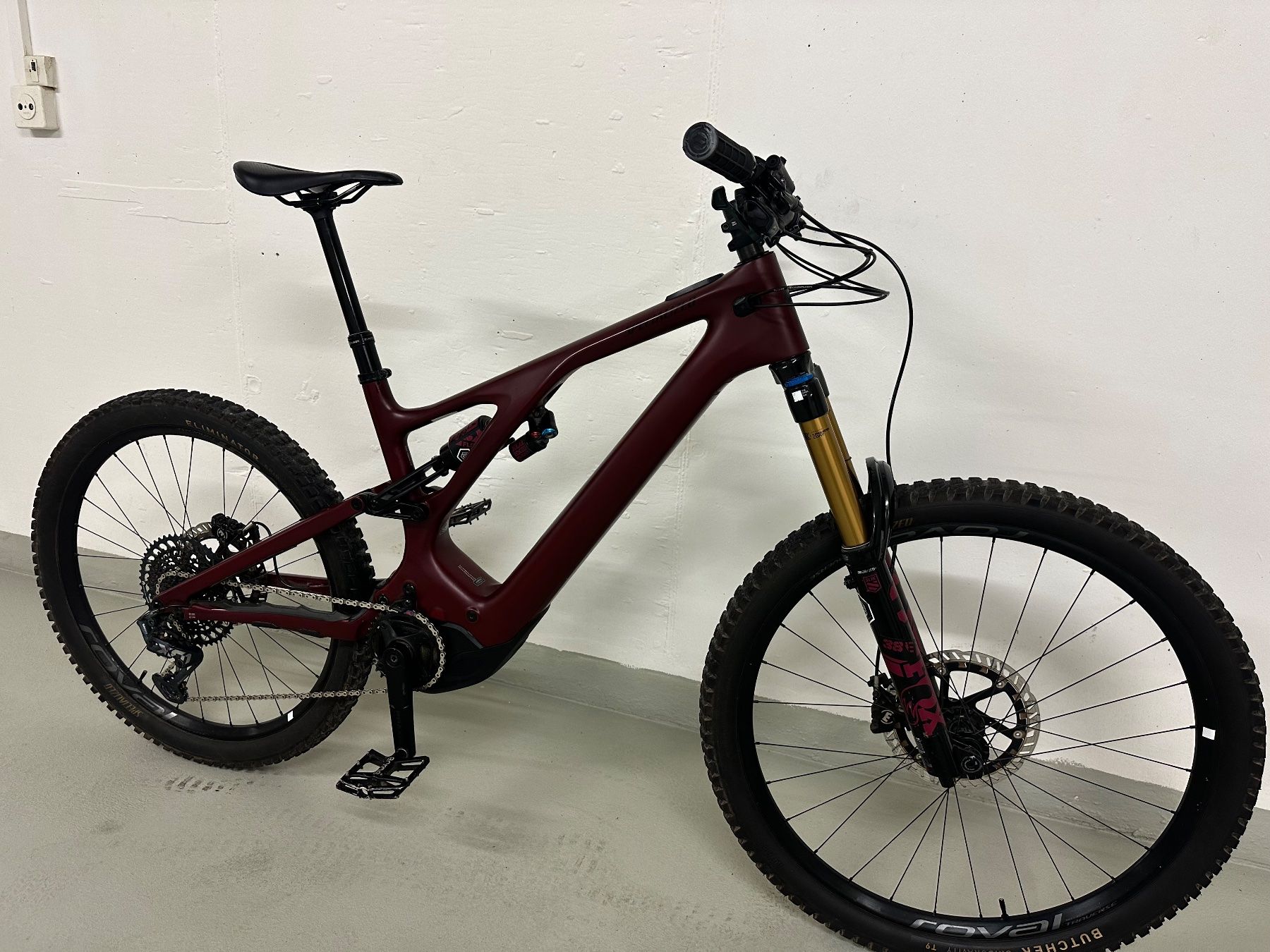 Specialized Biciclette: Specialized Turbo Levo Expert Carbon mit Upgrades – Usato da Wallisellen venduto da vs92 9