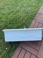 Blumenkasten mit Bewässerungssystem, weiss