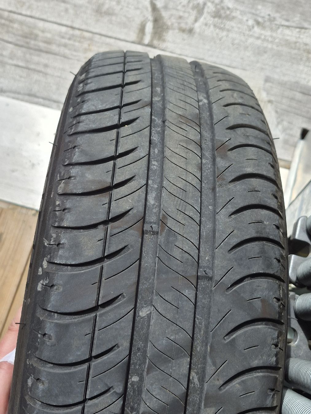 Toyota Felgen: 4x Sommerreifen mit Alufelgen 185/65 R14 Michelin  – Gebraucht aus Brülisau von jewelrybonney 5