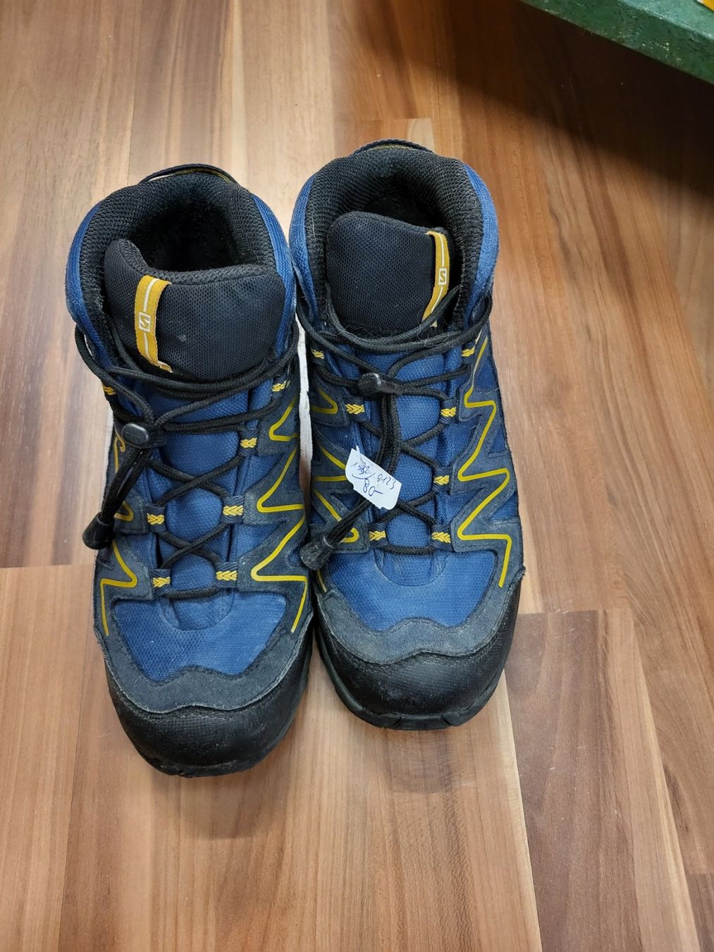 Salomon Herrenschuhe: Wanderschuh gr 37 Salomon B7 – Gebraucht aus Schwarzenburg von Flamingo07