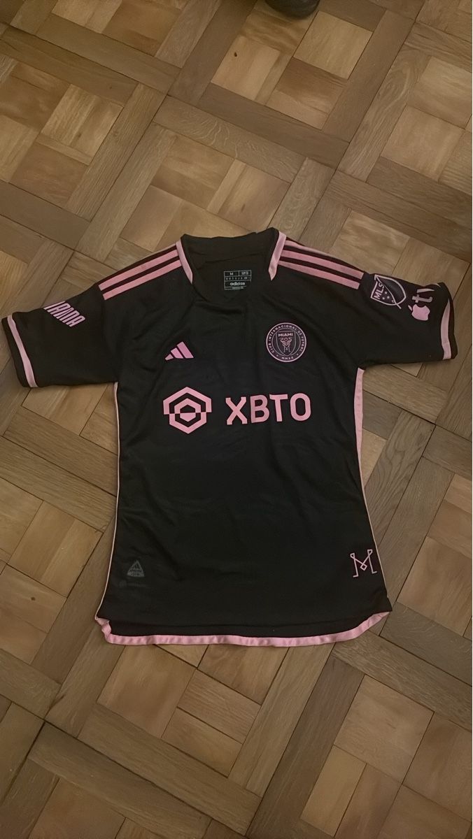 Adidas Canottiere & Pantaloni: Messi Trikot Inter Miami schwarz Grösse M – Nuovo (secondo la descrizione) da Zürich venduto da lei_76p5