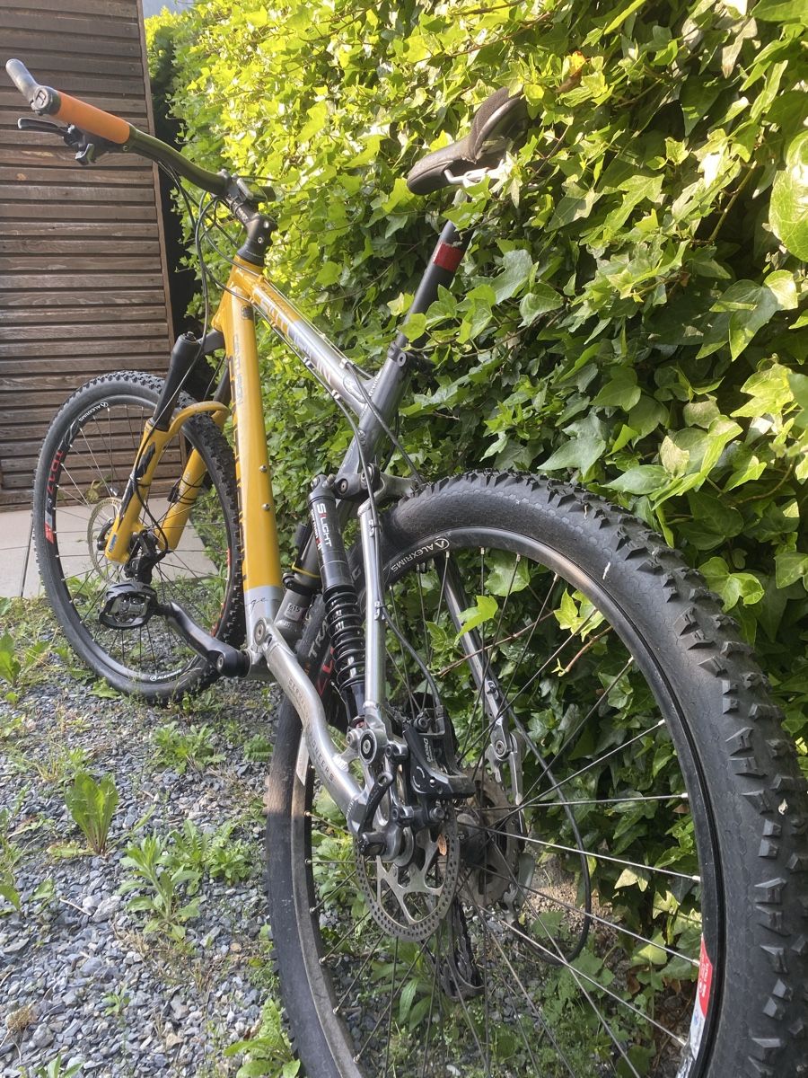 Cannondale Biciclette: Moutenbike – Usato da Domat/Ems venduto da 7013Carrera 2