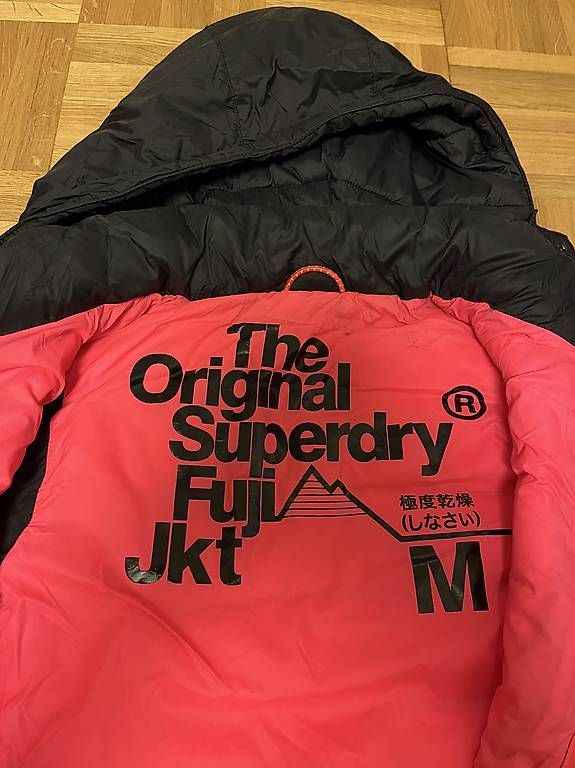 Gilet & Giacche senza maniche: Gilet Superdry sans manche taille M – Usato da Yverdon-les-Bains venduto da car_xd5s 1