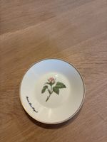 Porcelaine de Paris Teller Rosier blanc Royal
