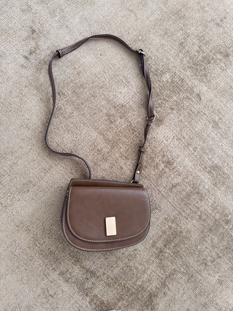 Mango Taschen für Damen: Stylish Mango Brown Crossbody or Belt Bag – Neu (gemäss Beschreibung) aus Zürich von Tanja_G88