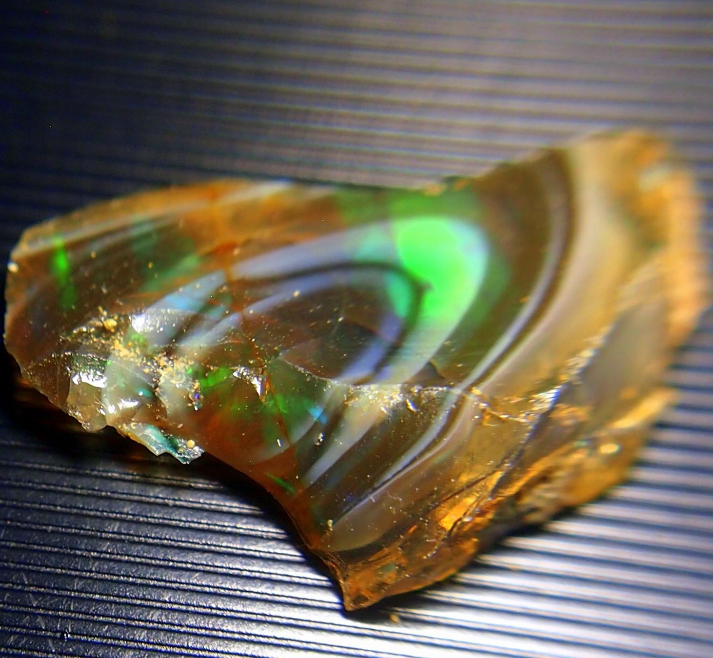 Pietre preziose: 39 ct. Top-funkelnder WELO-Feueropal roh – Nuovo e nell'imballaggio originale da Reinach BL venduto da Marblue 6