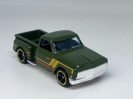 Hot Wheels '69 Chevy #453