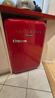 Trisa Réfrigérateur compact avec congélateur au design rétro