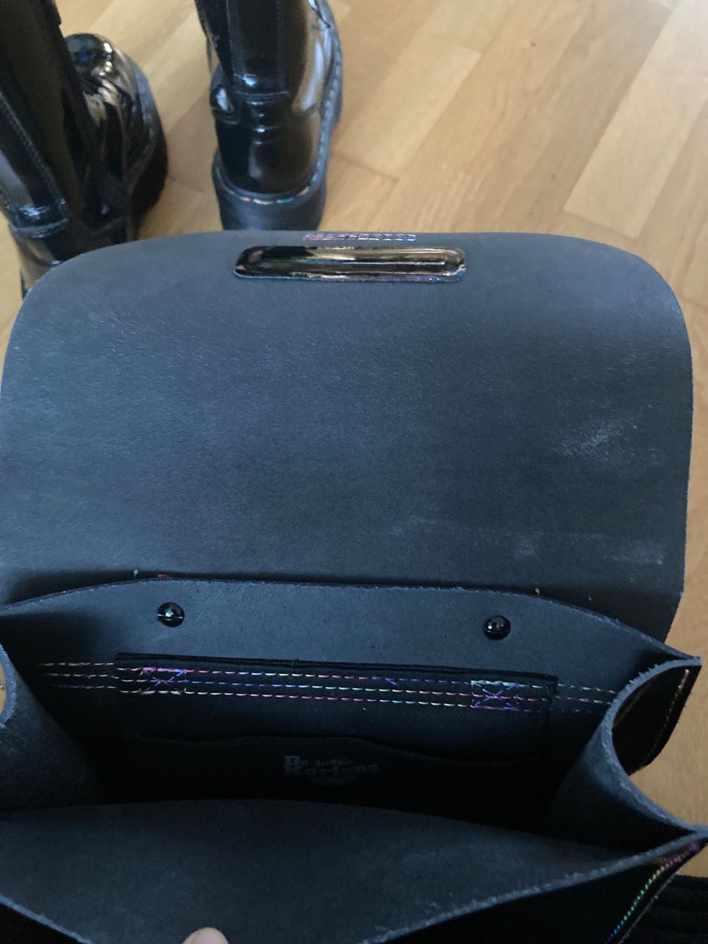 Dr. Martens Scarpe da donna: Dr. Martens Jadon Hi und Rucksack Set – Usato da Hitzkirch venduto da eve_may 7