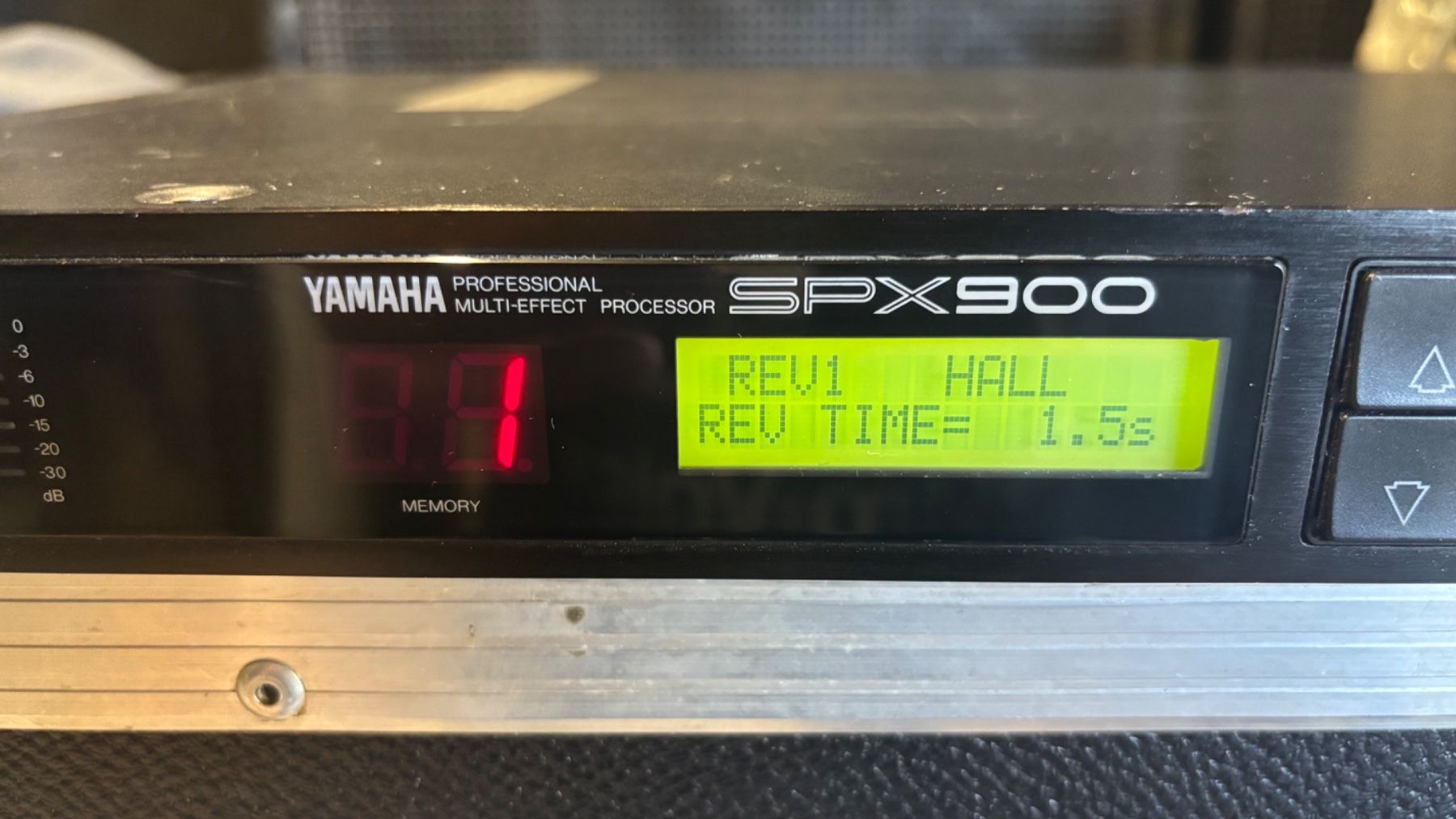 Yamaha Equalizzatori: Yamaha SPX900 Multi-Effect-Processor – Usato da Büren an der Aare venduto da Inferno74 1