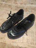 chaussures de salle Nike taille 36
