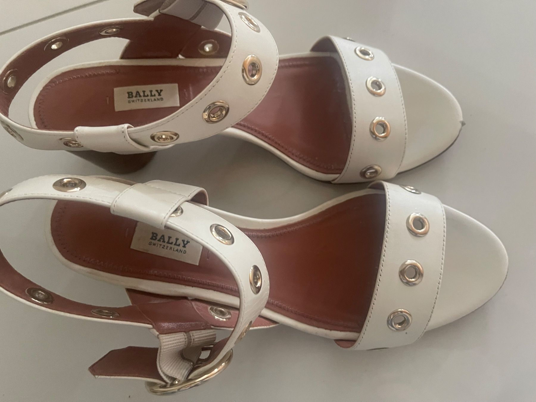 Scarpe da donna: Bally Sandalen, Gr 37 – Usato da Dättwil AG venduto da nika8810