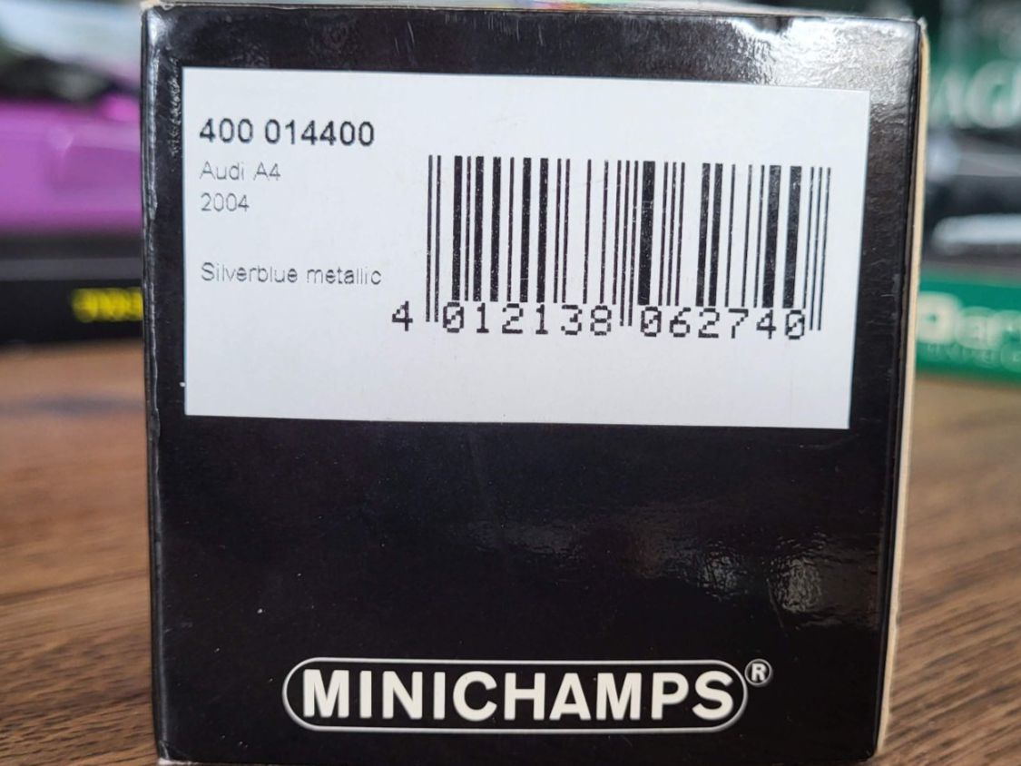 Minichamps Modellautos: Audi A4 2004 1:43 Minichamps – Gebraucht aus Rothrist von Juana5 6