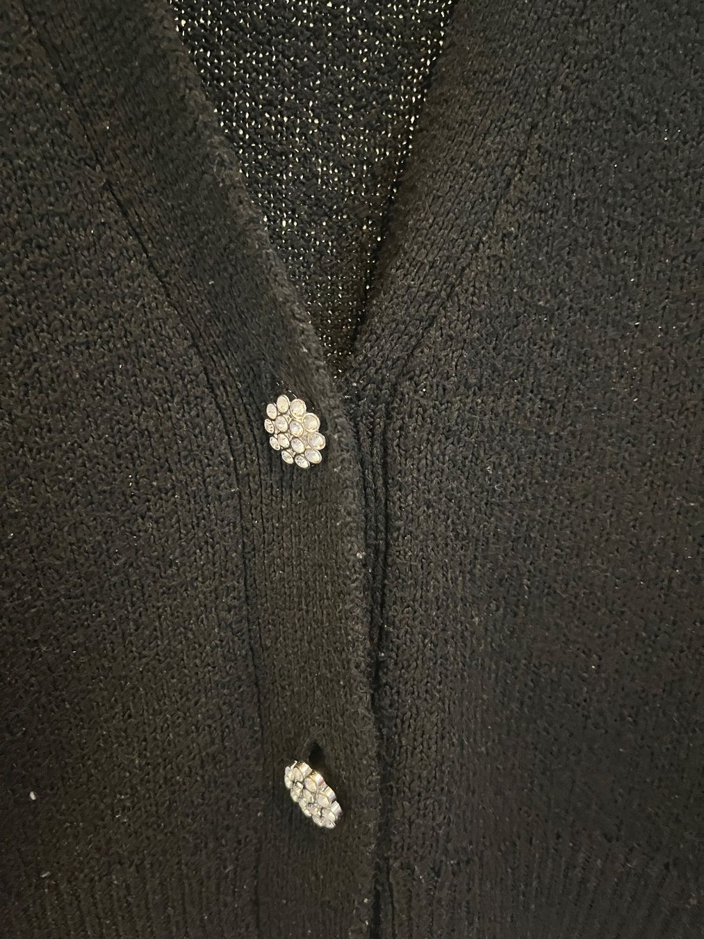 Giacche: Cardigan avec bouton en fleur – Usato da Savagnier venduto da taianab 3