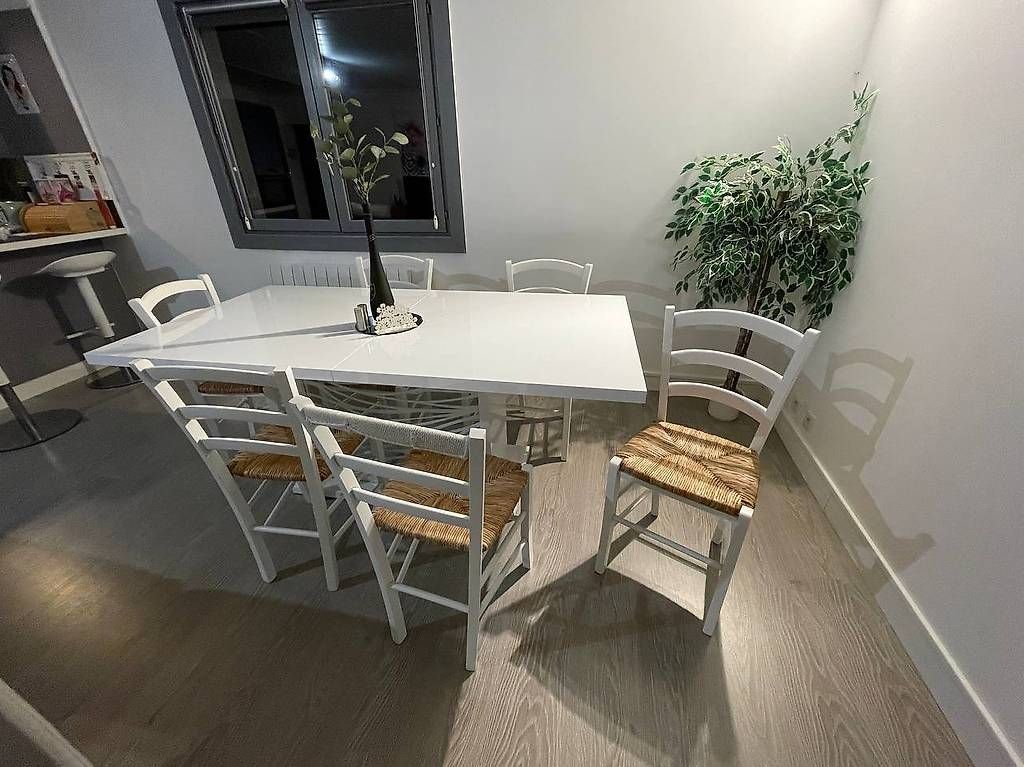 Sedie: Chaises (x4) / Chairs (x4) – Usato da Genève venduto da kis_yt6j