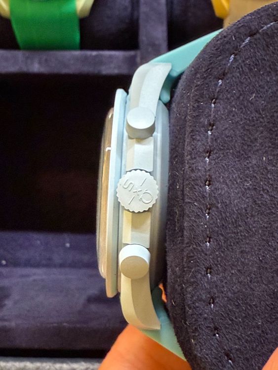 Swatch Orologi: Omega x Swatch Moonswatch Mission to Uranus mit Armband! – Usato da Kloten venduto da Nalhza 3