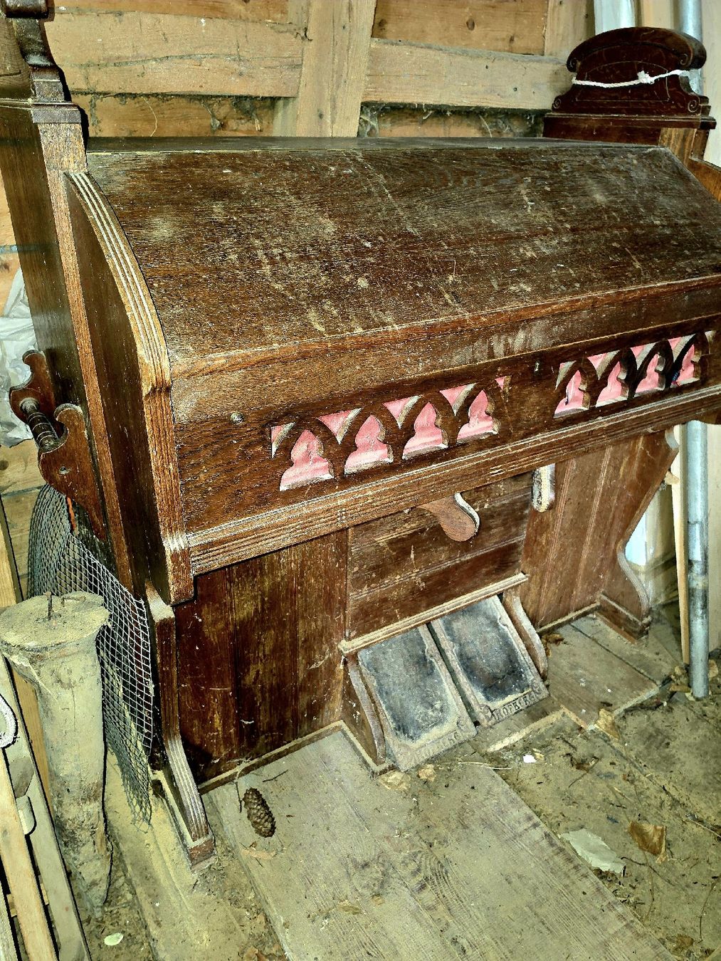 Strumenti musicali: Harmonium – Usato da Krinau venduto da Stangensellerie