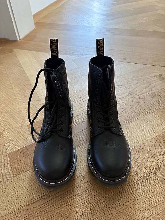 Damenschuhe: Doc Martens  – Gebraucht aus Bern von nin_y967