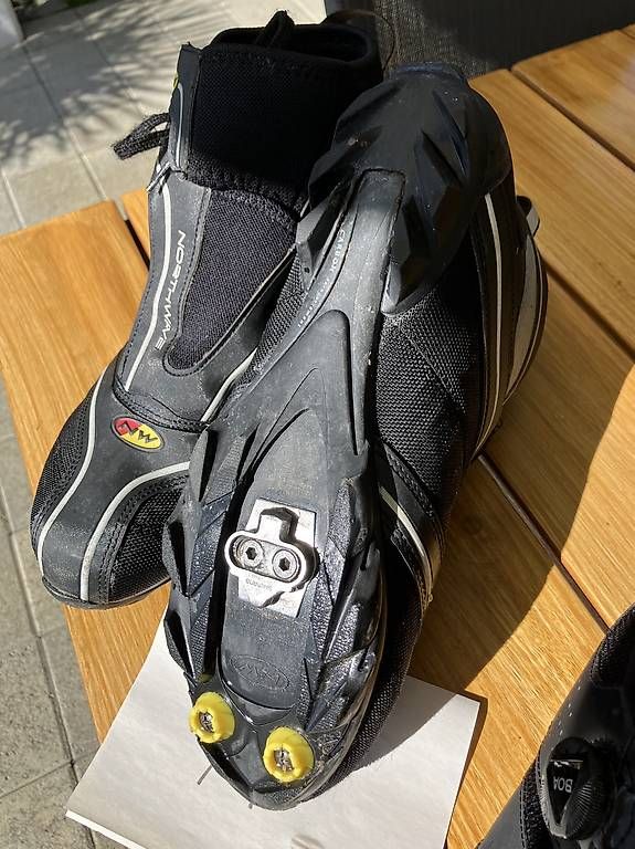 Herrenschuhe: Bike Schuhe 44 – Gebraucht aus Emmenbrücke von Wir5 2