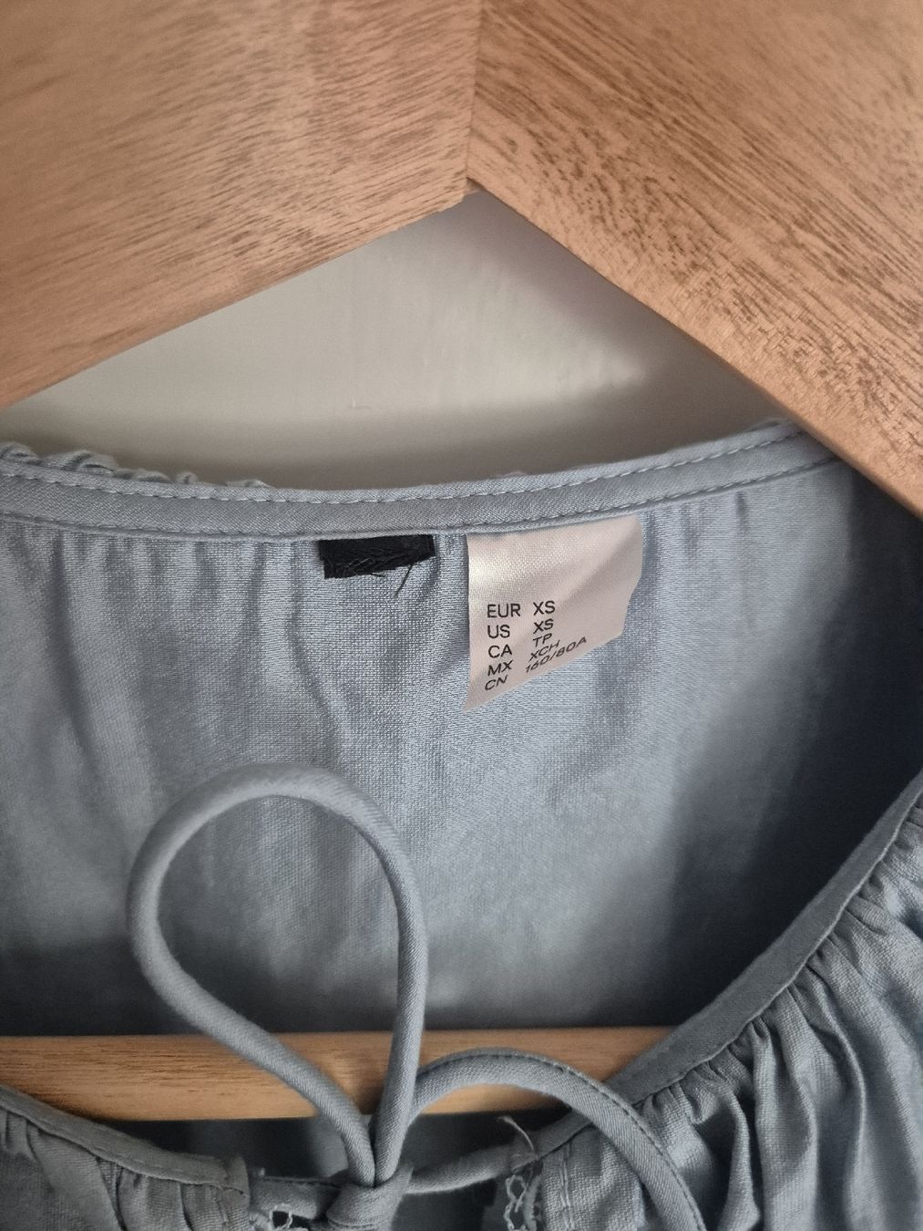 H&M T-shirt: Bluse H&M, Grösse XS – Nuovo (secondo la descrizione) da Basel venduto da lilifee86 1