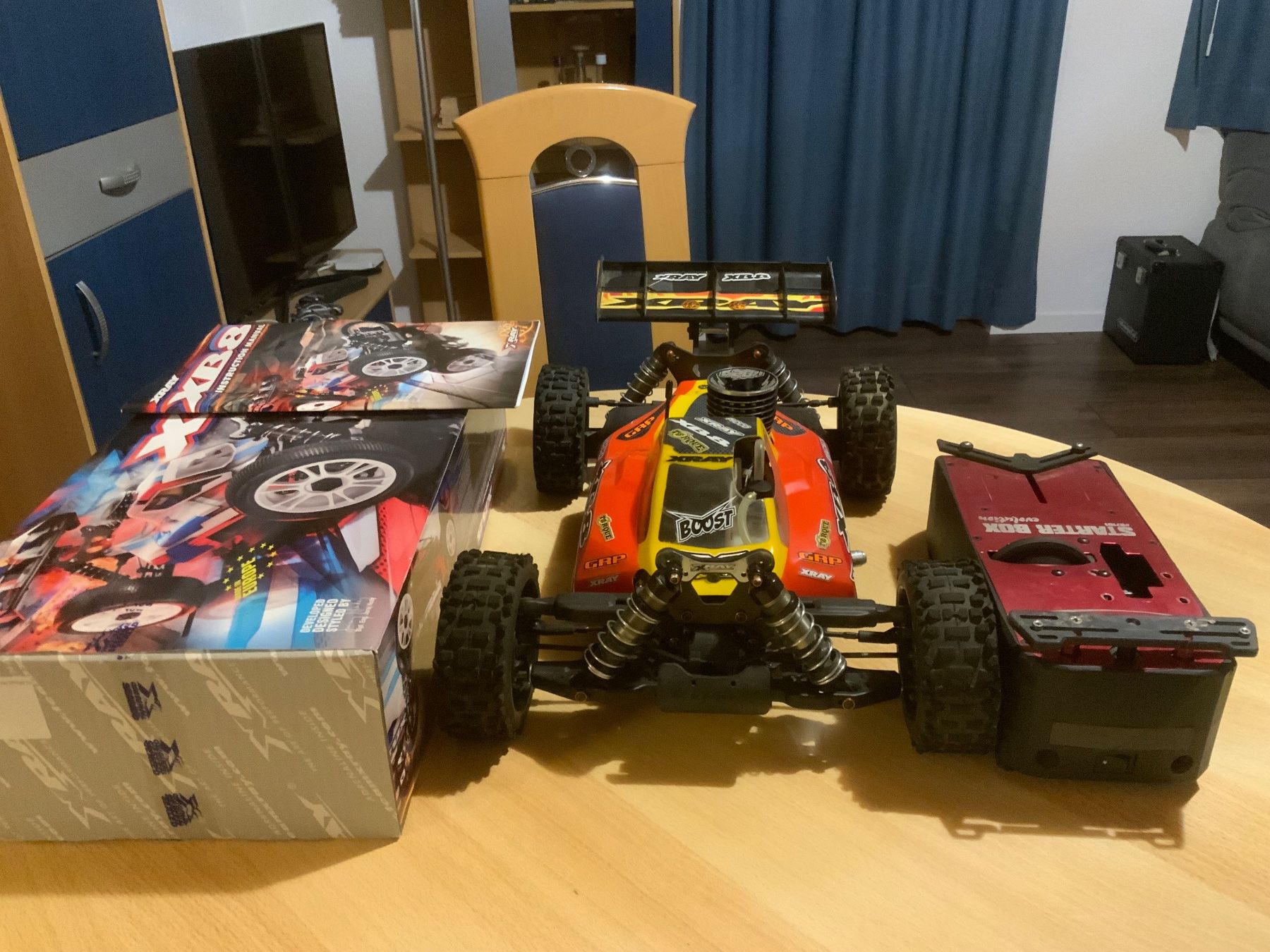 RC Modellbau: Xray Xb8 – Gebraucht aus Unteriberg von RcSven