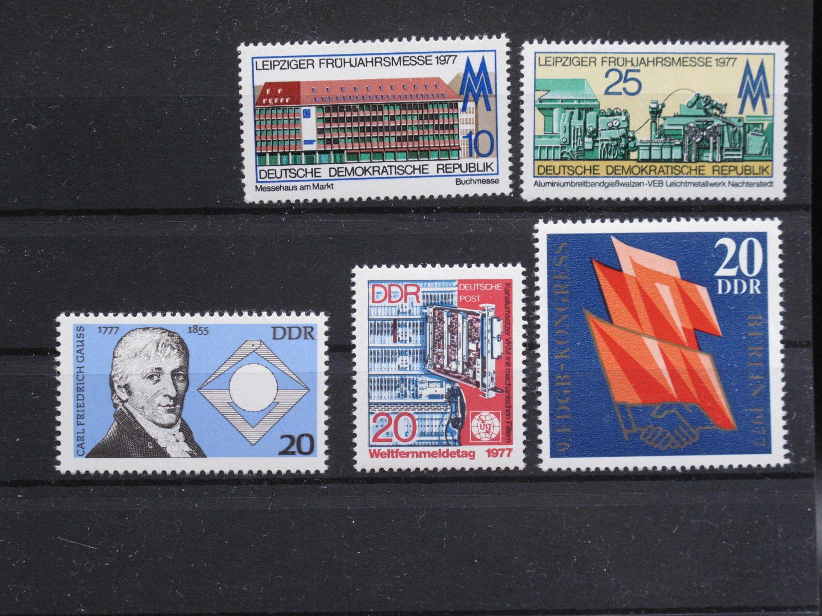 Tutti i francobolli: DDR 1977 Leibziger Messe / FDGB ** – Usato da Wil SG venduto da fva01