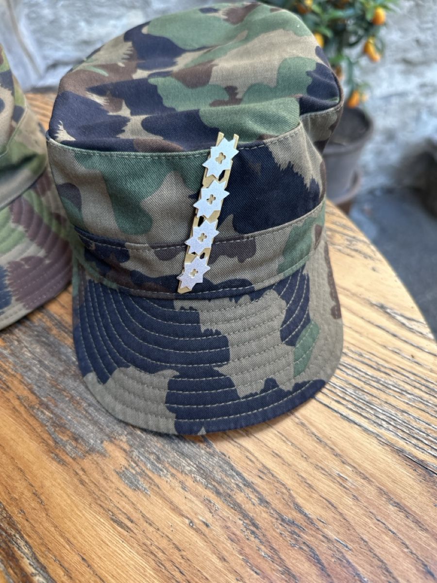 Armée suisse Chapeaux, bonnets & casquettes: Armee top !! – D'occasion à Morbio Inferiore par Ecod 4